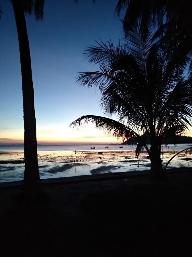 Beach House Taling Ngam Beach Eksteriør bilde
